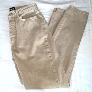 BDG Hi Rise Mom Jean